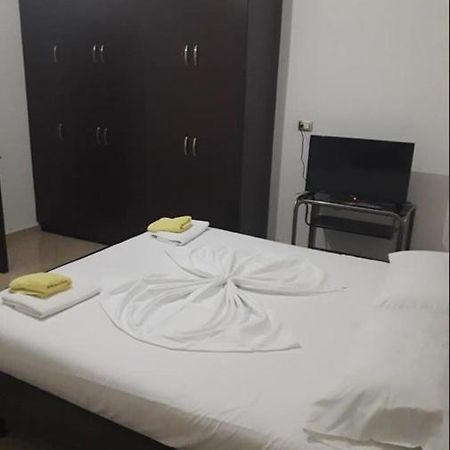 Brahimi Guest House Ksamil Extérieur photo