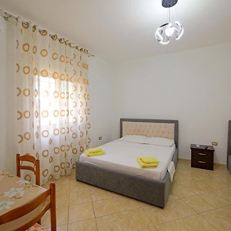 Brahimi Guest House Ksamil Extérieur photo
