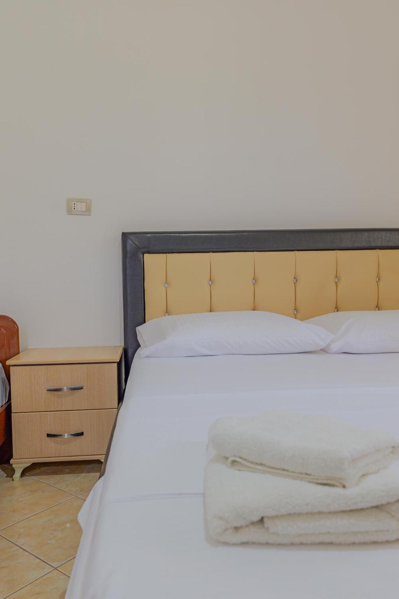 Brahimi Guest House Ksamil Extérieur photo