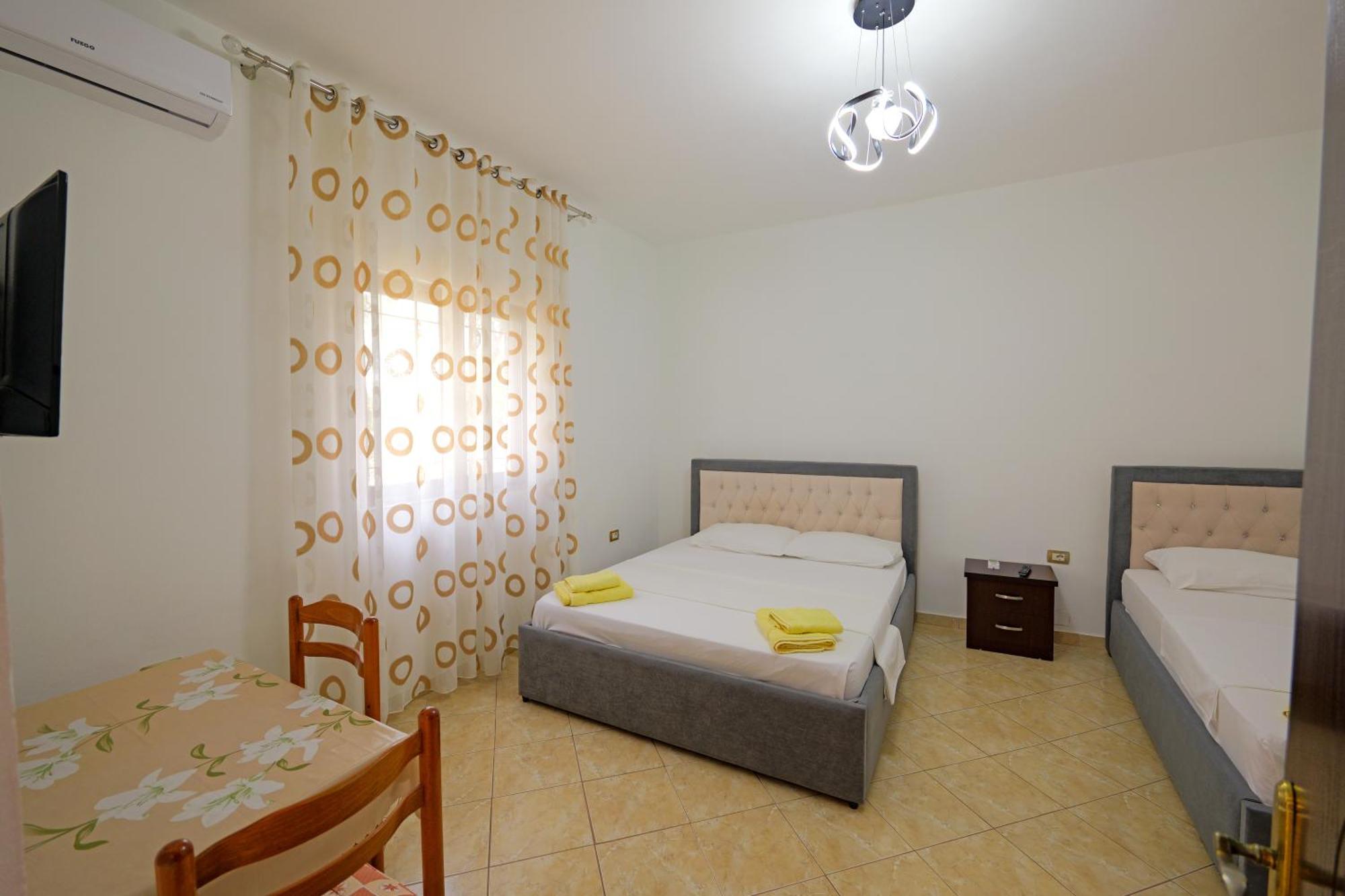 Brahimi Guest House Ksamil Extérieur photo
