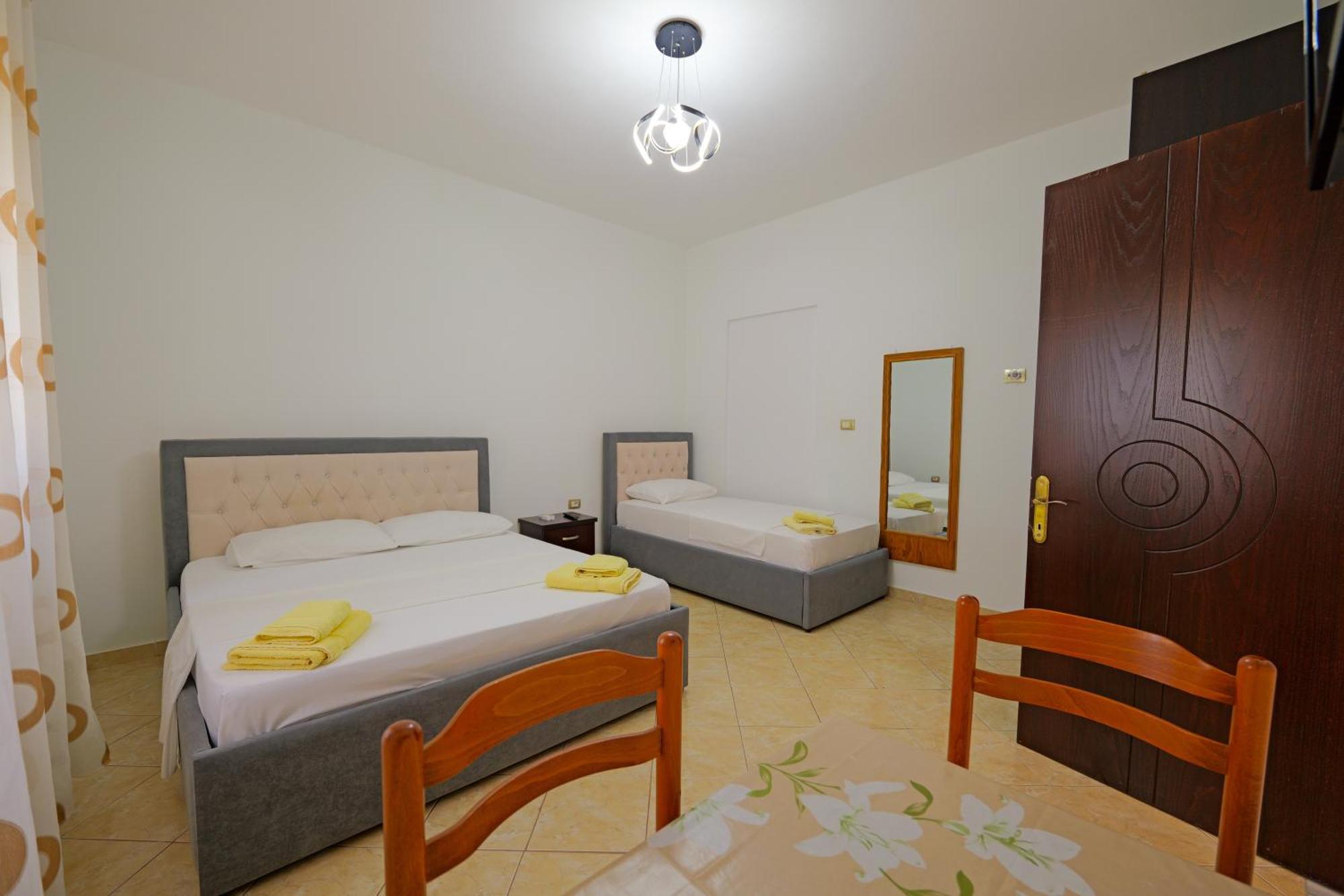 Brahimi Guest House Ksamil Extérieur photo
