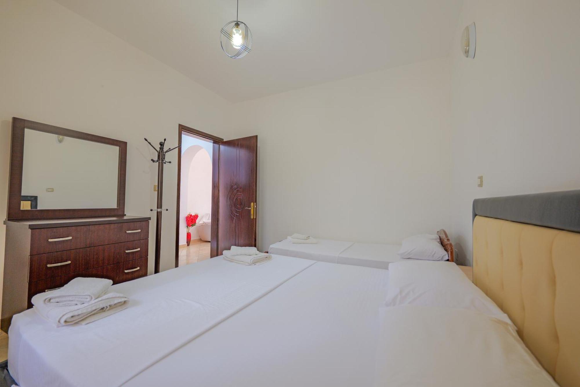 Brahimi Guest House Ksamil Extérieur photo