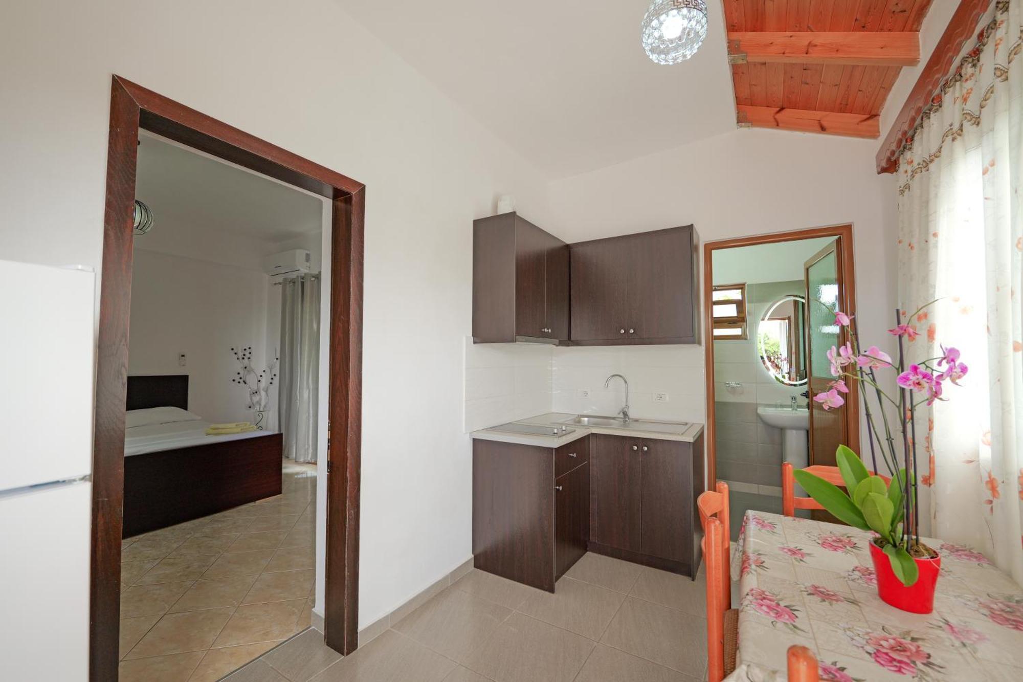 Brahimi Guest House Ksamil Extérieur photo
