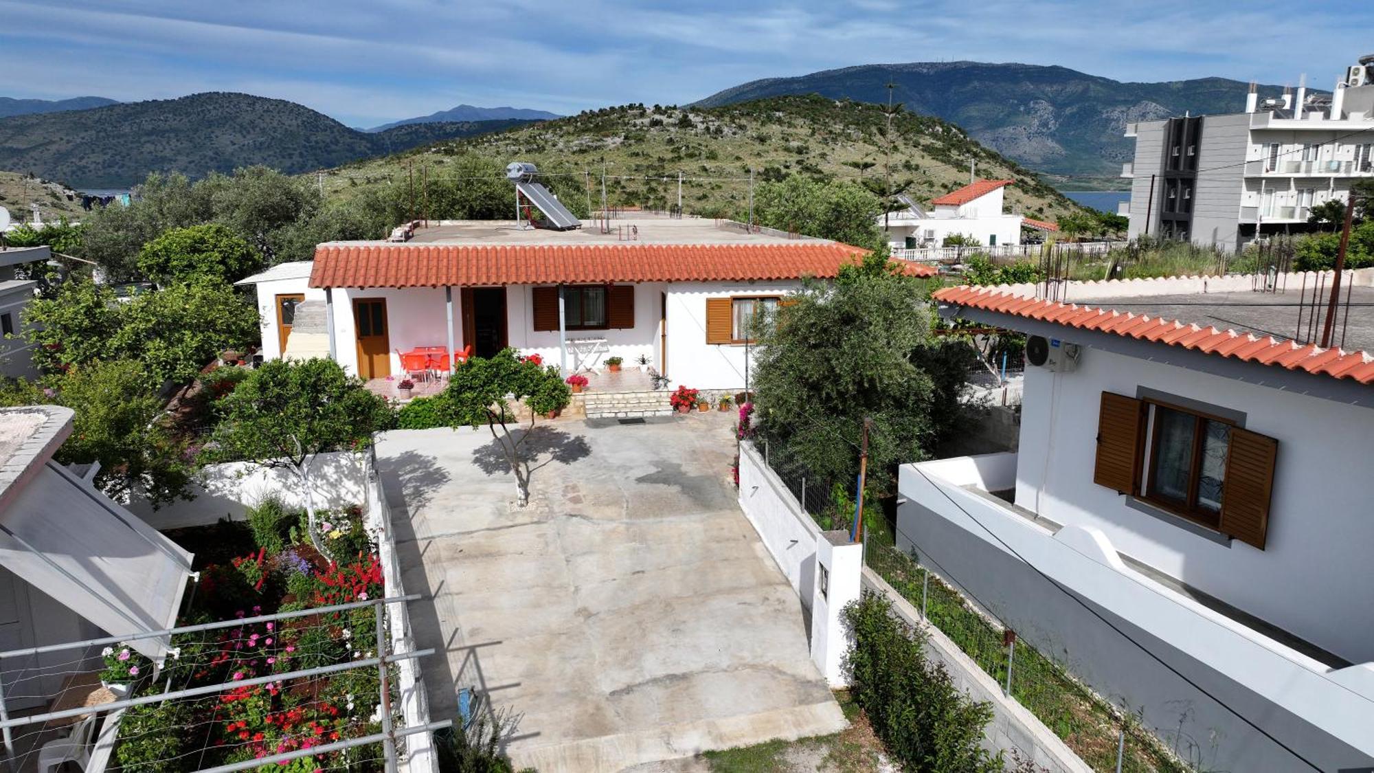 Brahimi Guest House Ksamil Extérieur photo