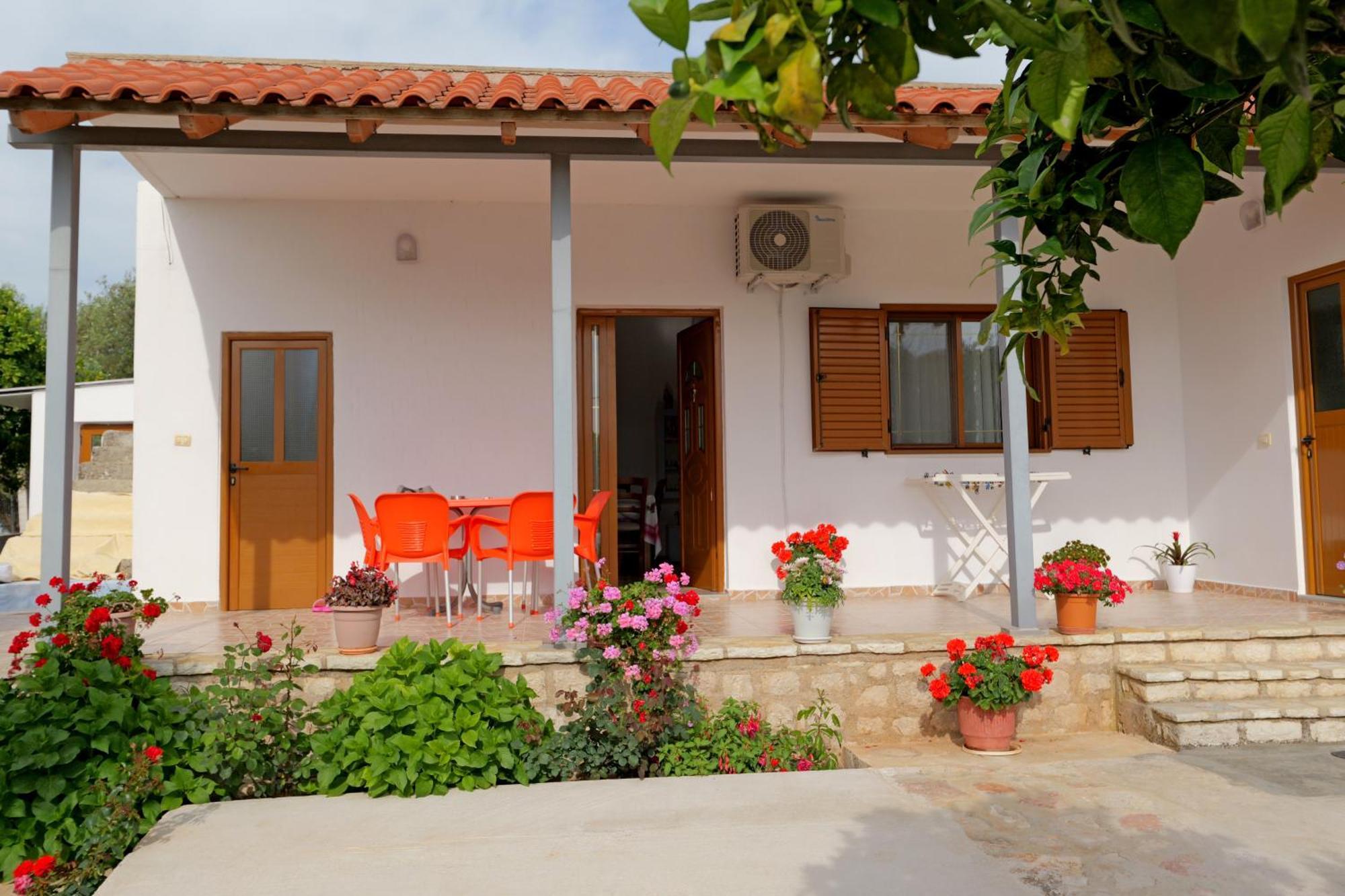 Brahimi Guest House Ksamil Extérieur photo