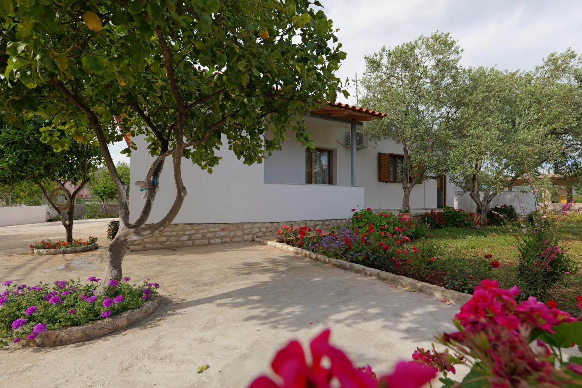 Brahimi Guest House Ksamil Extérieur photo